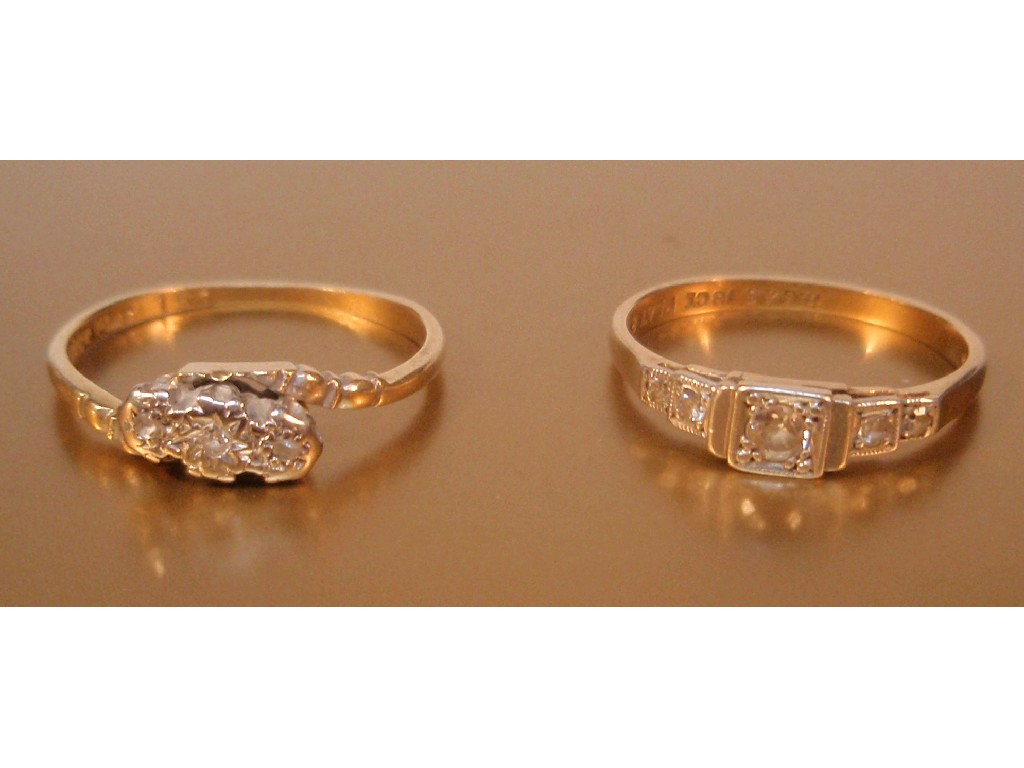 Appraisal: An Art Deco style diamond set five stone ring total