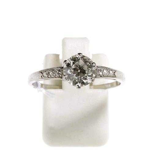 Appraisal: DIAMOND RING E MEISTER ca White gold Classic ring the