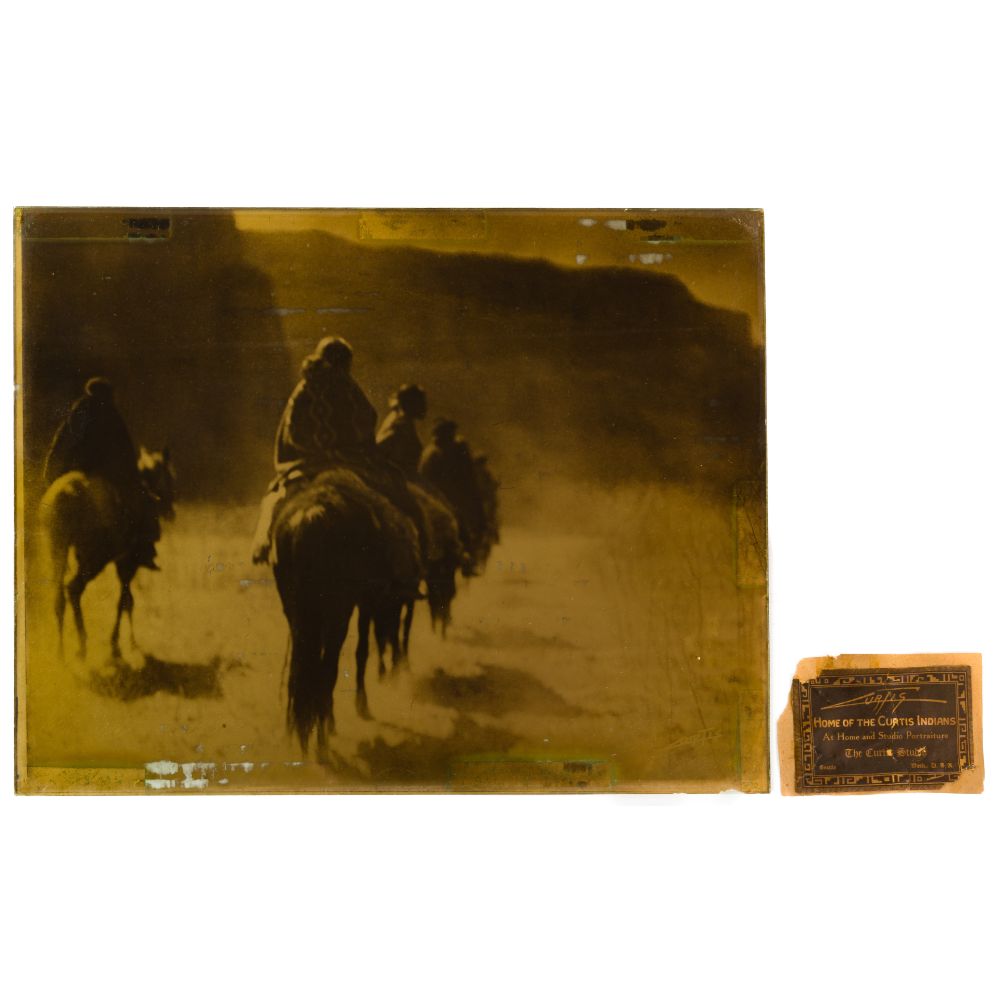 Appraisal: EDWARD CURTIS AMERICAN - THE VANISHING RACE OROTONE PRINTUndated printed