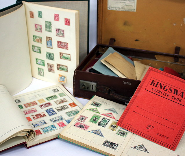 Appraisal: A COLLECTION OF ANTIQUE AND LATER WORLD STAMPS