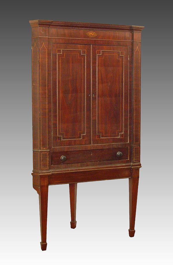 Appraisal: FEDERAL PERIOD NEW ENGLAND CORNER CABINET ON STAND Mahogany veneer