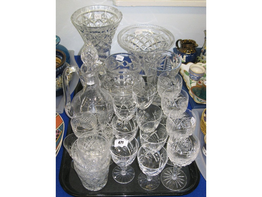 Appraisal: Lot comprising a tray of crystal glassware and two cut