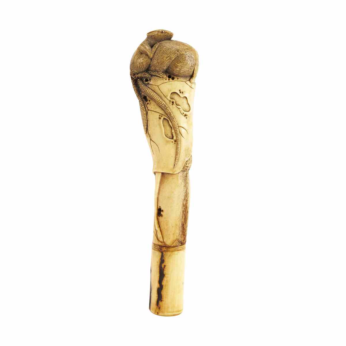 Appraisal: Stag Antler Parasol Handle th Century Carved in the round