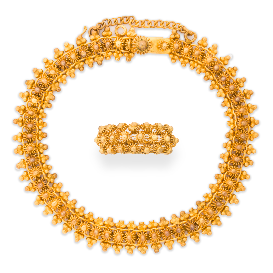 Appraisal: A GROUP OF SOUTH ASIAN FOURTEEN KARAT GOLD JEWELRY A