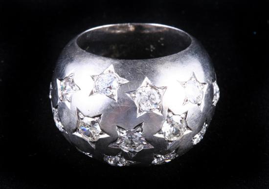 Appraisal: K WHITE GOLD AND DIAMOND DOME RING old European-cut diamonds