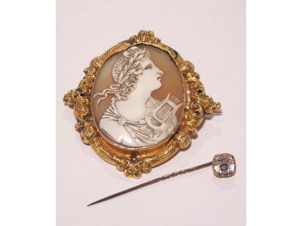 Appraisal: Victorian cameo brooch depicting a bust of a Classical female