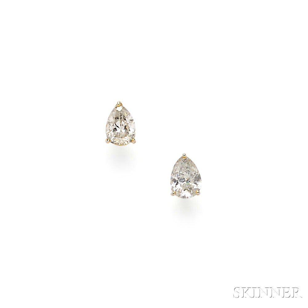 Appraisal: kt Gold and Diamond Earstuds the pear-shape diamonds weighing approx