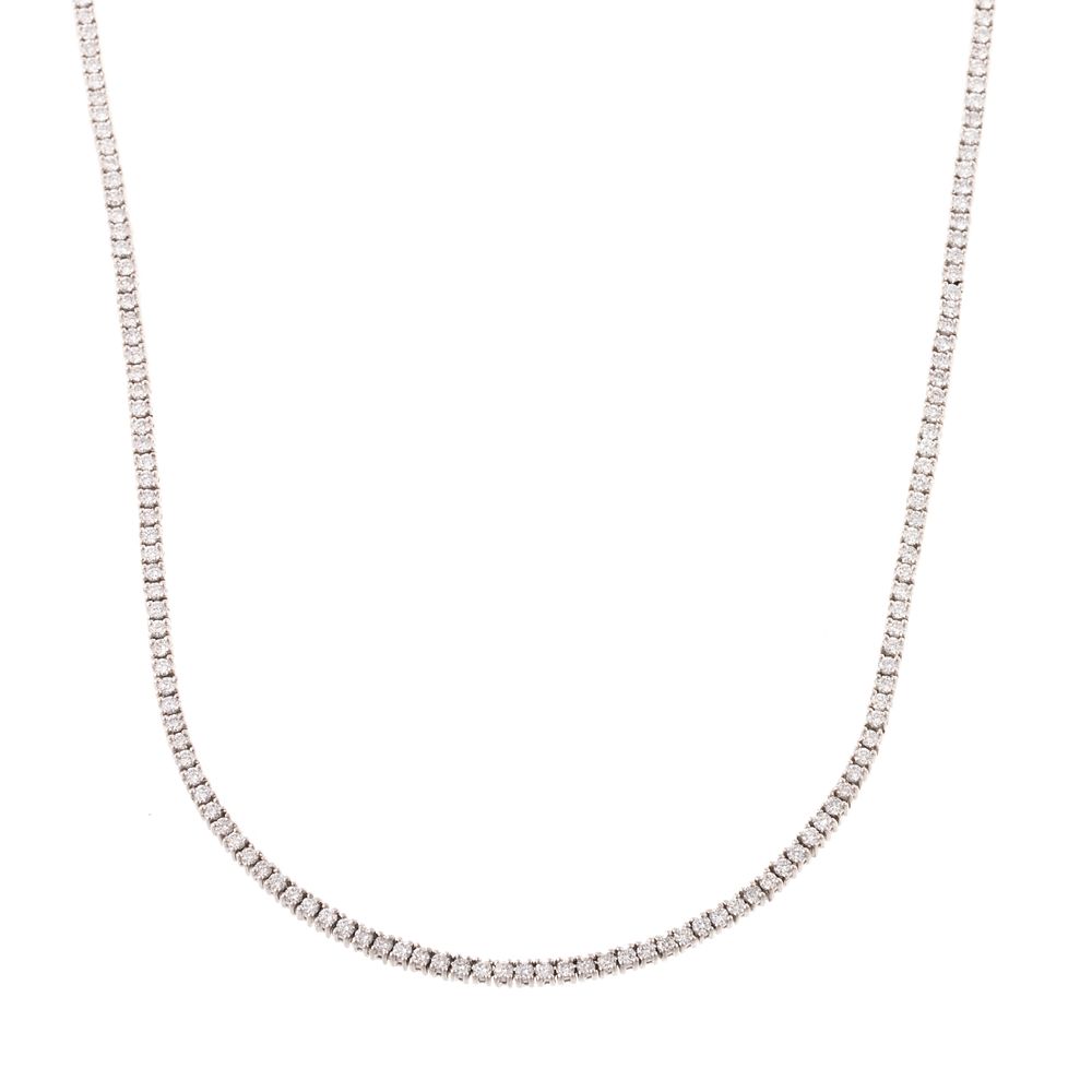 Appraisal: A ctw Diamond Line Necklace in Platinum Platinum line necklace