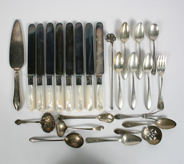 Appraisal: Sterling lot including eight knives with mother of pearl handles