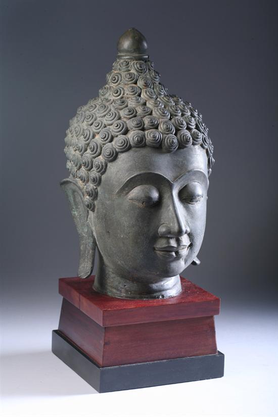 Appraisal: THAI BRONZE HEAD OF BUDDHA Bangkok period - in high