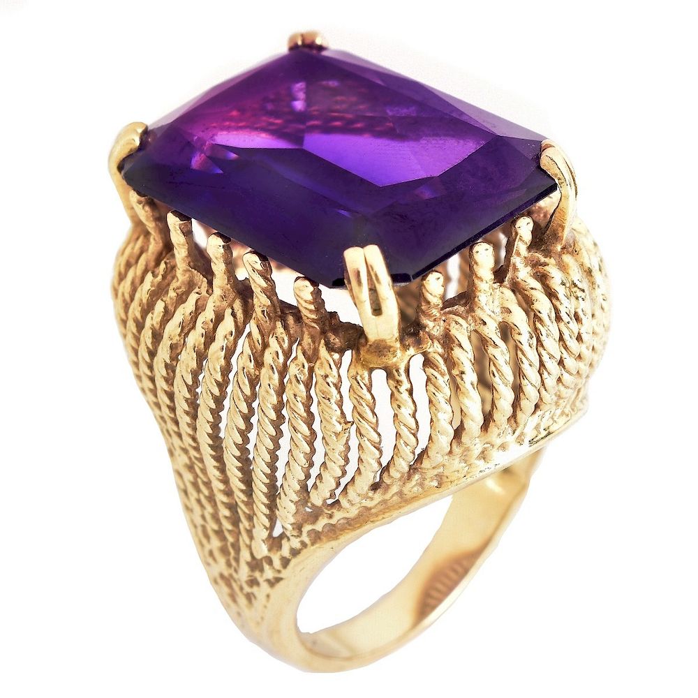 Appraisal: Vintage Amethyst and K Gold Ring Vintage Amethyst and Karat