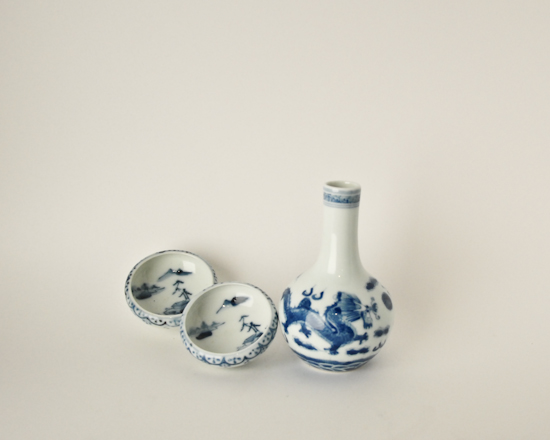 Appraisal: Three Blue and White Pieces of China one vase with