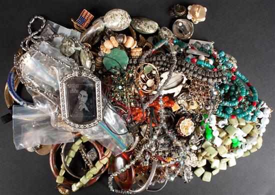 Appraisal: Large assortment of costume jewelry Estimate - We are not