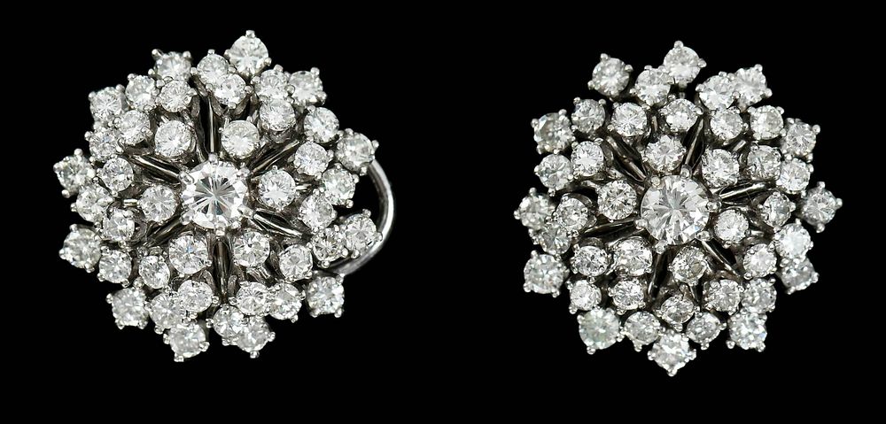 Appraisal: kt Diamond Earclips each with approx round brilliant diamonds estimated