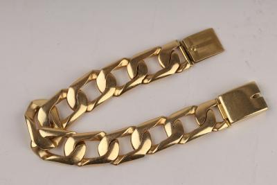 Appraisal: An ct yellow gold bracelet maker SI circa of flattened