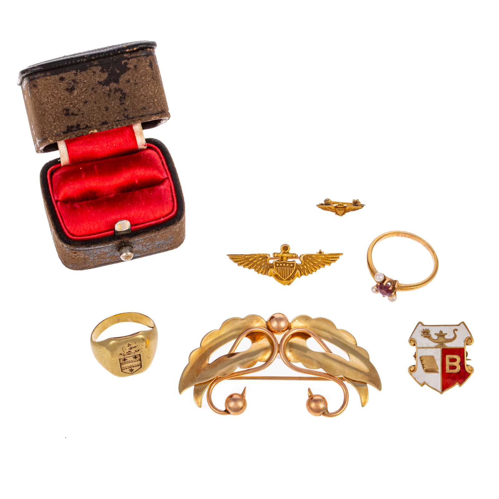 Appraisal: A COLLECTION OF K YELLOW GOLD JEWELRY K rose and