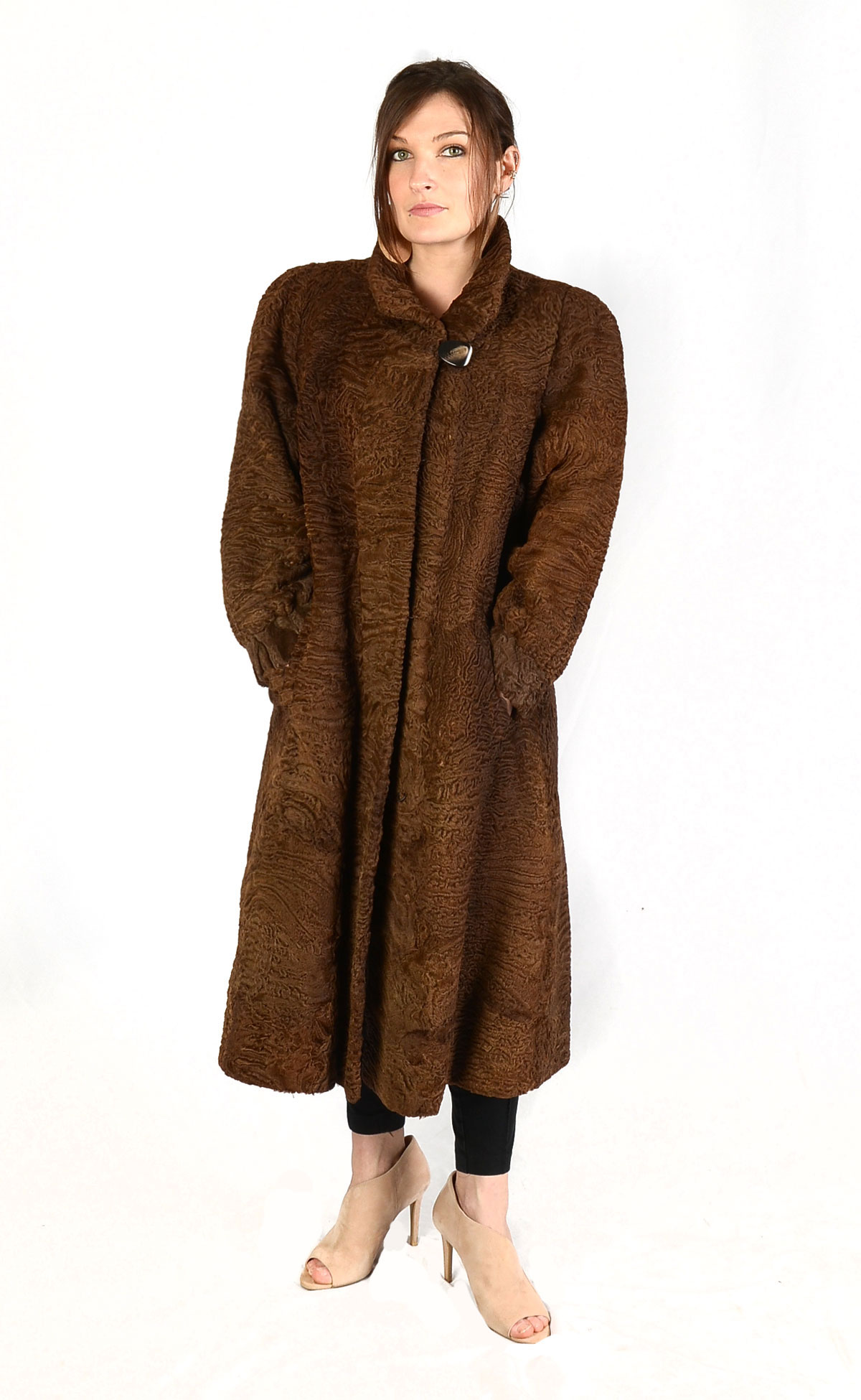 Appraisal: FULL LENGTH ESPRESSO BROWN PERSIAN LAMB COAT This vintage richly