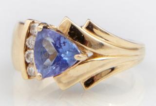 Appraisal: Lady's K Yellow Gold Dinner Ring with a ca Lady's