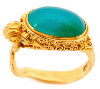 Appraisal: Animal Head Ring Green Chrysoprase k Gold Modern handmade animal