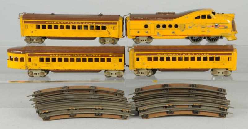 Appraisal: American Flyer Union Pacific Passenger Train Set American Pre-war O-gauge