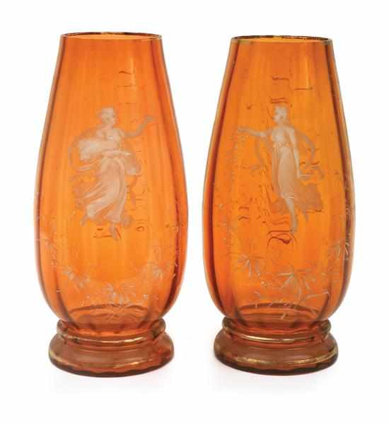 Appraisal: A large pair of Mary Gregory tangerine glass vases Circa