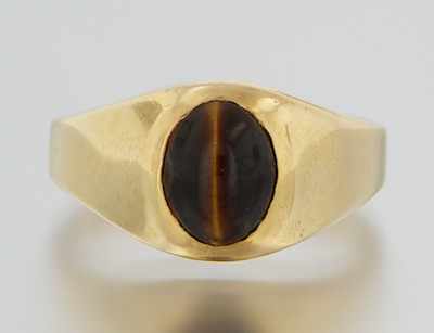 Appraisal: A Gentleman's Gold Ring k yellow gold ring with a