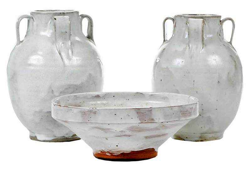 Appraisal: Three Pieces Jugtown Chinese White Pottery Moore County North Carolina