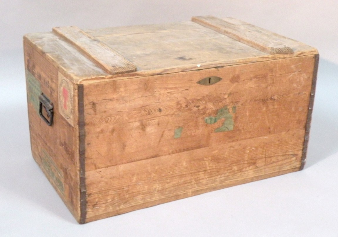 Appraisal: A thC pine travel trunk the rectangular removable lid revealing