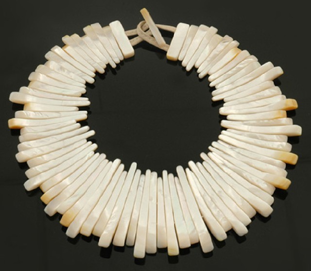 Appraisal: A mother of pearl collar by Monies The tribal style