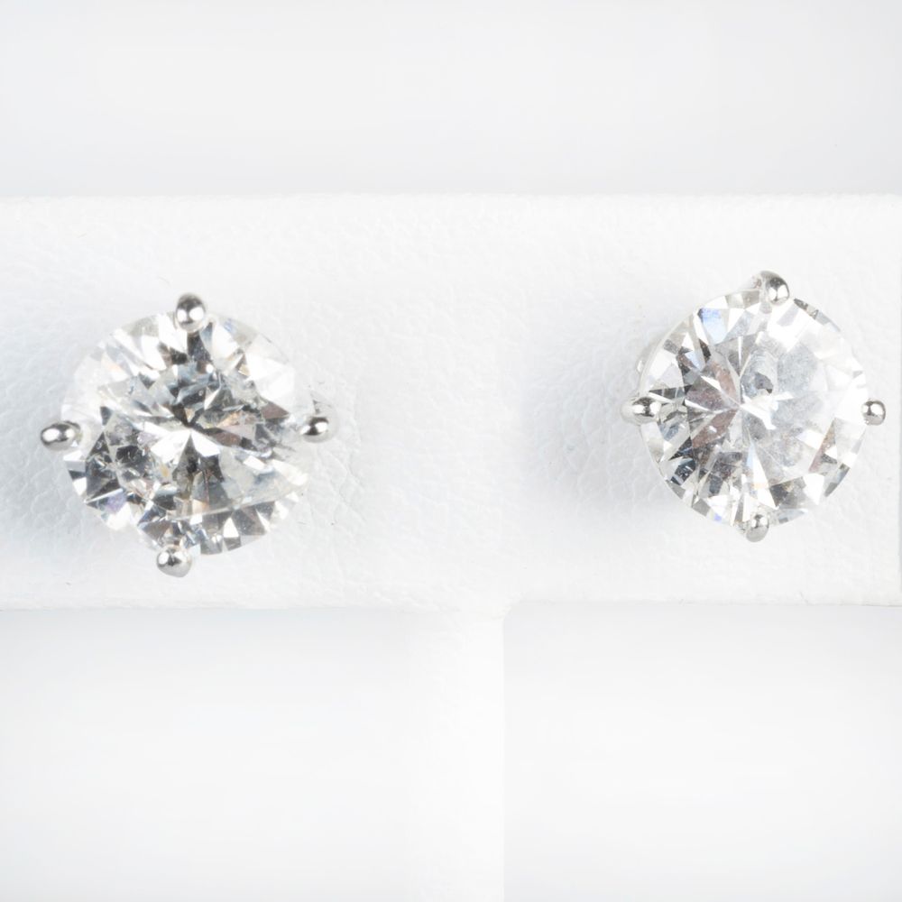 Appraisal: Pair of Diamond Stud Earrings Pair of Diamond Stud Earrings