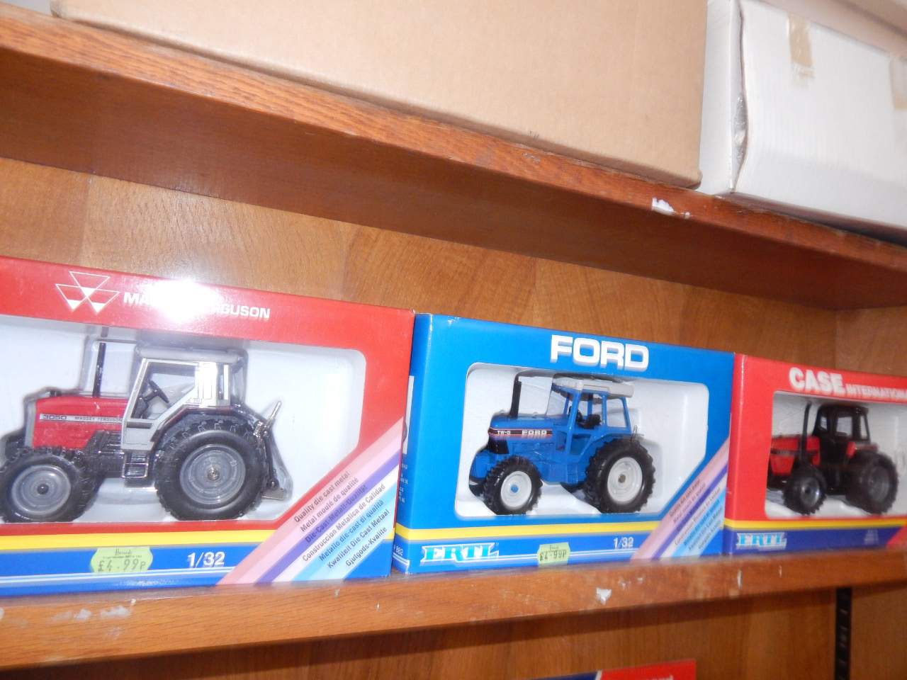 Appraisal: Six Ertl tractors scale and including Massey Ferguson Ford Case