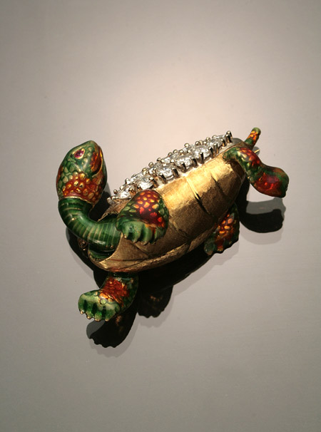 Appraisal: -Karat Yellow-Gold Diamond and Enamel 'Turtle' Brooch Set with seventeen