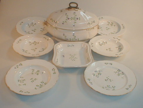 Appraisal: A large Derby tureen and other table wares