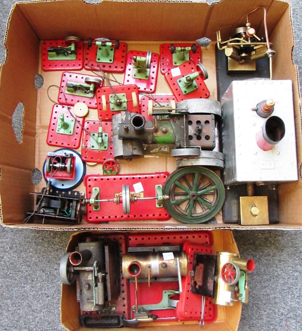 Appraisal: A group of mostly Mamod engines three stationary engines one