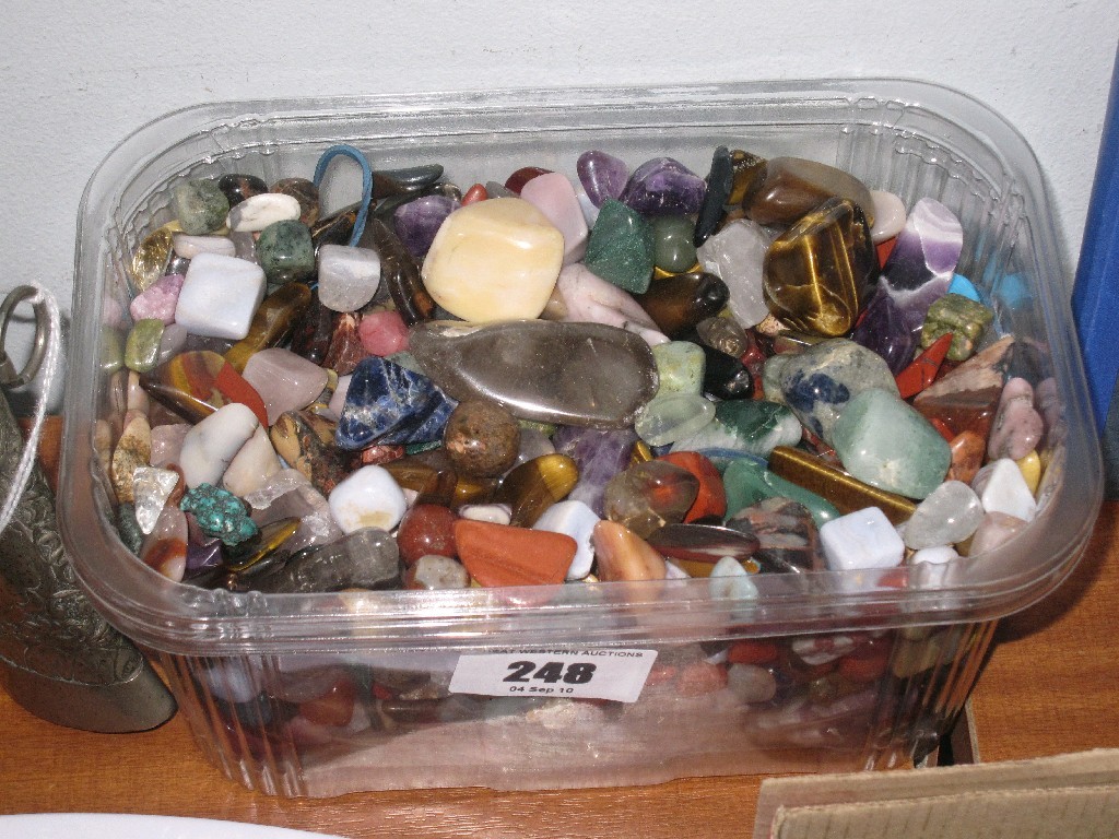 Appraisal: Box of assorted semi-precious stones