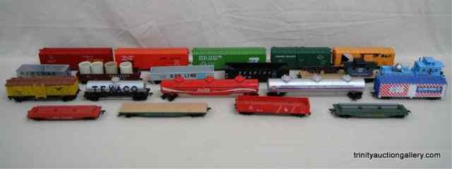 Appraisal: HO Scale Model Train Cars Loose Includes Bachmann Life-like Tyco