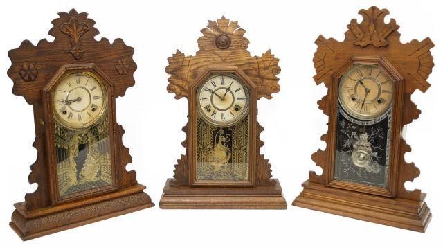 Appraisal: lot of American kitchen clocks late th early thc each