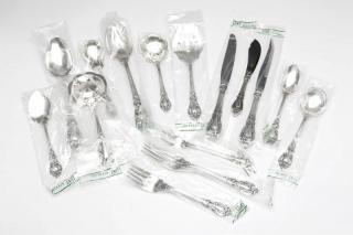 Appraisal: A Lunt ''Eloquence'' silver flatware service Second half th century