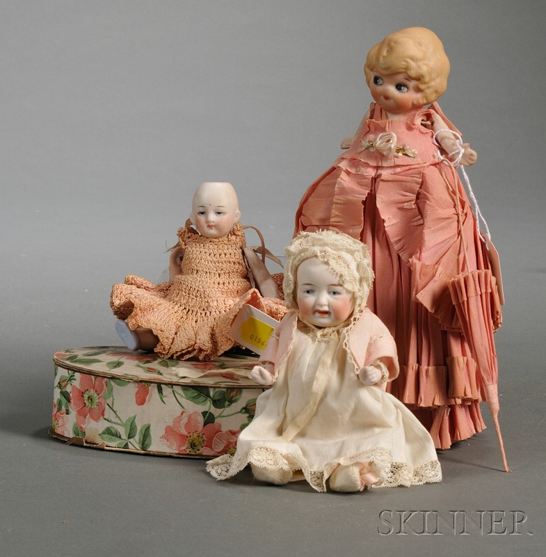 Appraisal: Three Small Bisque Dolls late th early th century all-bisque