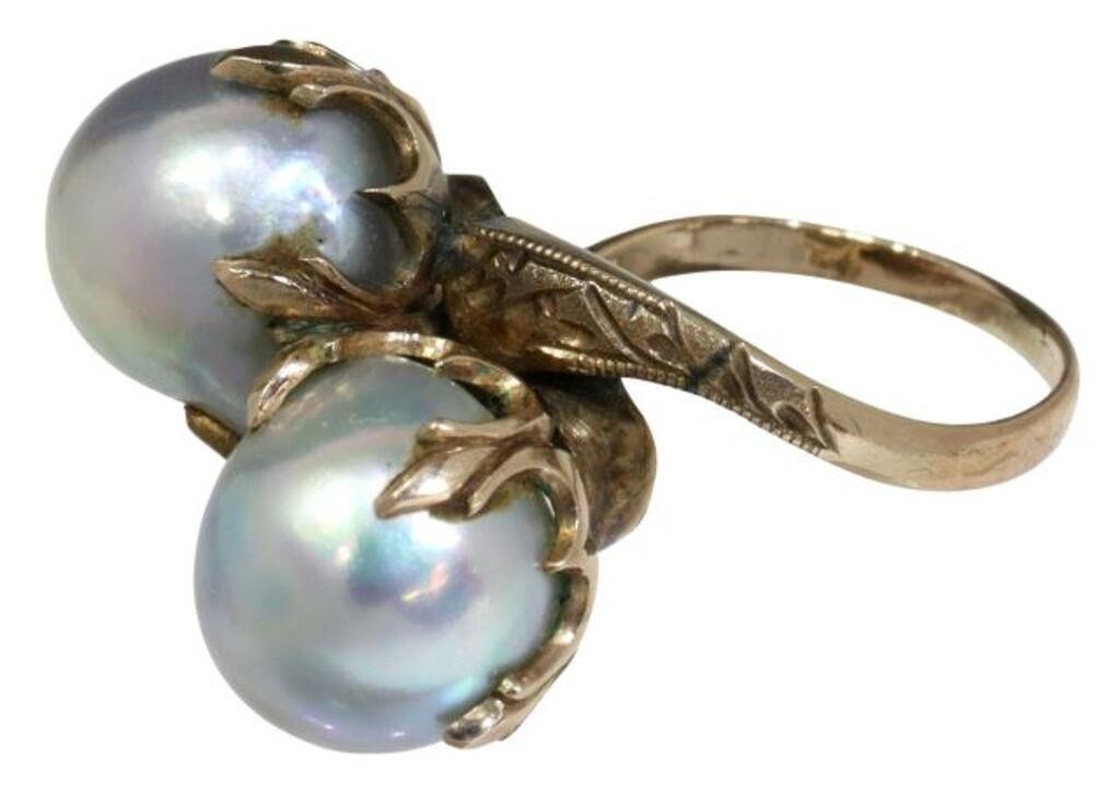 Appraisal: Estate kt gold tested ring set with two Baroque pearls