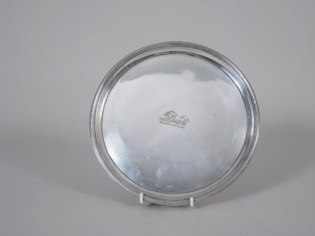 Appraisal: A George circular Salver engraved with lion crest reeded rim