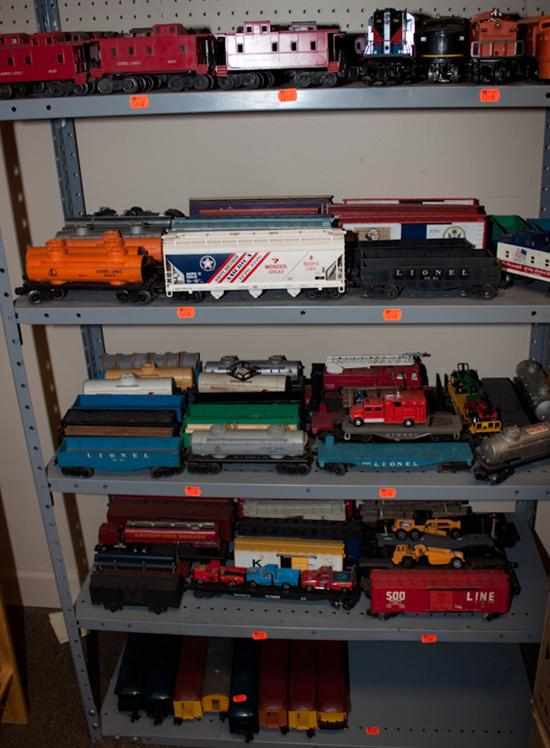 Appraisal: Assorted diesel locomotives cabooses and other rolling stock makers include