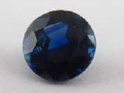 Appraisal: A loose polished sapphire approx carat VAT will be added