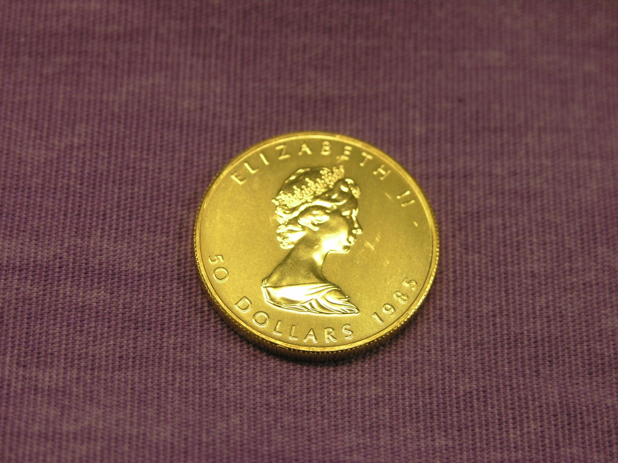 Appraisal: Canadian Dollars gold coin