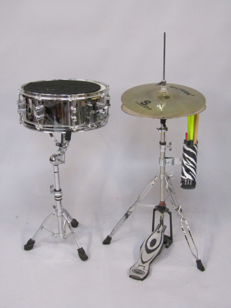 Appraisal: A Sonar snare drum Wuhan high hat cymbals and brushes