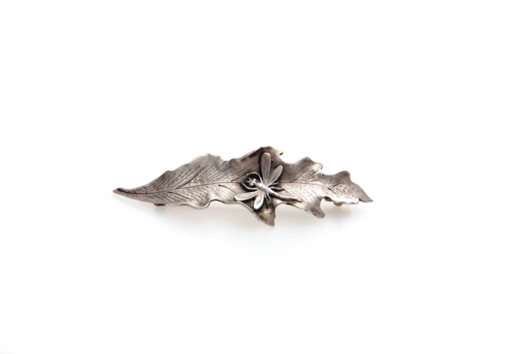 Appraisal: GEORGE SHIEBLER STERLING SILVER LEAF PIN Circa The elongated leaf