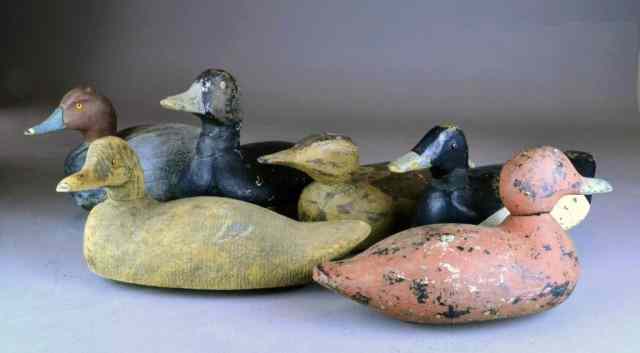 Appraisal: PCS VARIOUS DUCK DECOYSCollection of six various carved wooden ducks