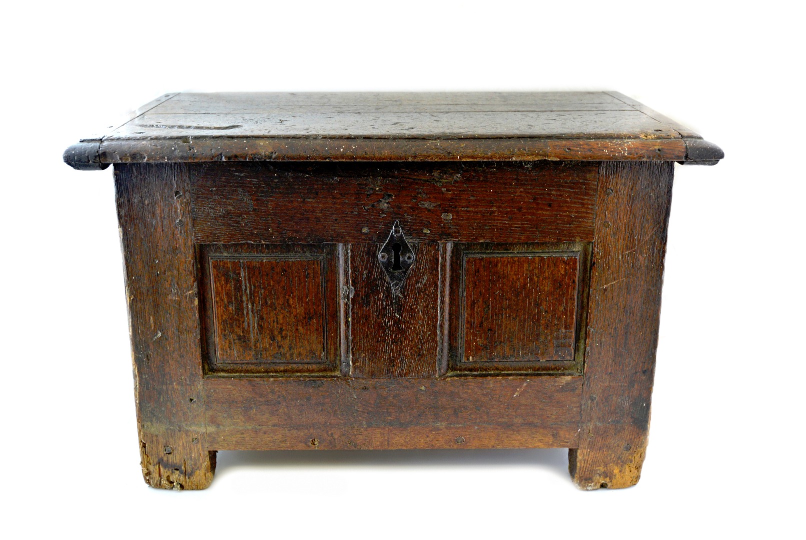 Appraisal: A small late th early th century oak coffer restorations