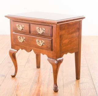 Appraisal: Pennsylvania House Queen Anne Style Nightstand Pennsylvania House Queen Anne