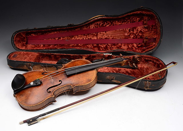 Appraisal: A TH CENTURY CONTINENTAL PROBABLY GERMAN VIOLIN stamped Turner London